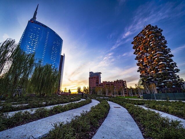 bosco-verticale-milano-stefano-boeri-pro-contro-come-funziona-verde-urban-city