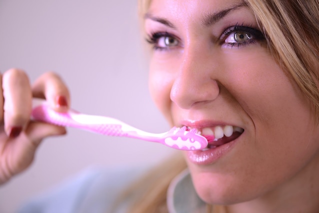 come-lavare-denti