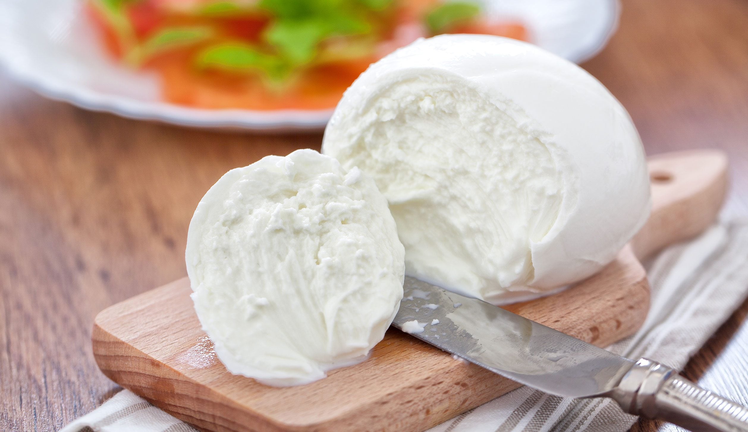 La mozzarella, un&amp;#39;eccellenza italiana che tutto il mondo ci invidia | Ohga!