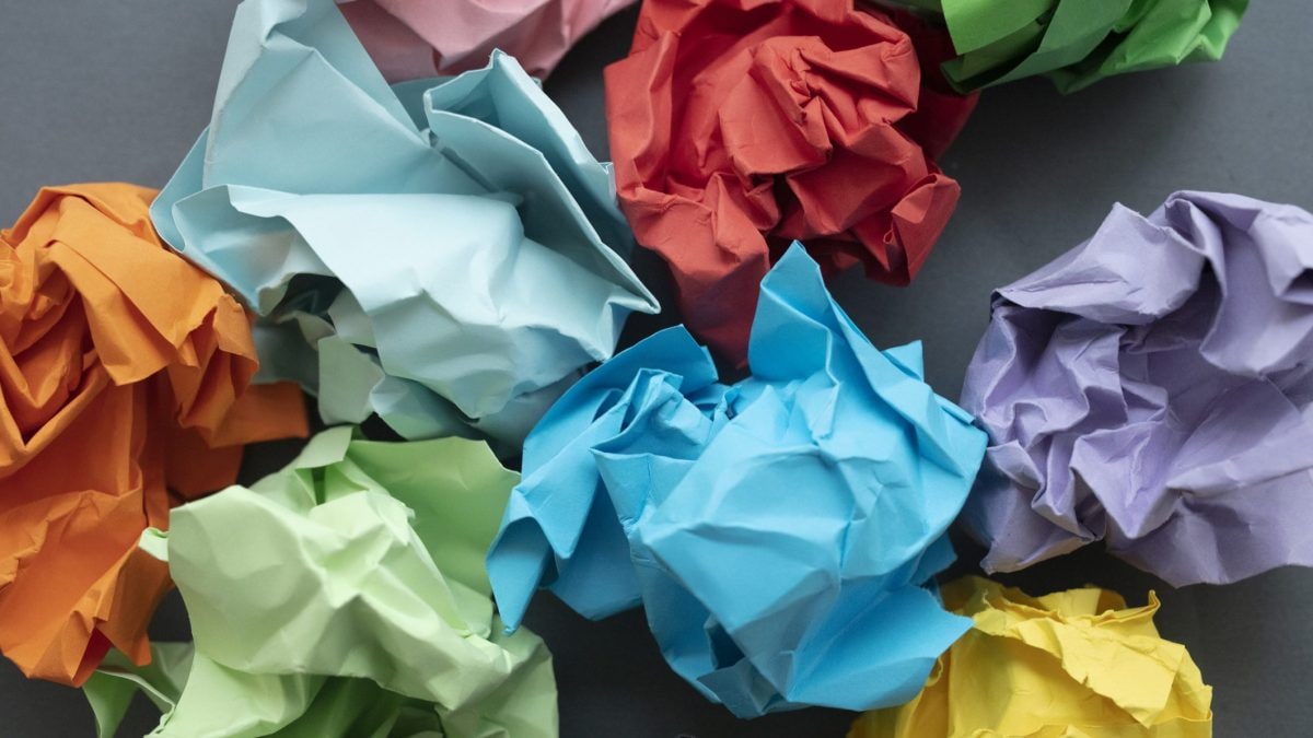 riciclo carta da regalo natalizia