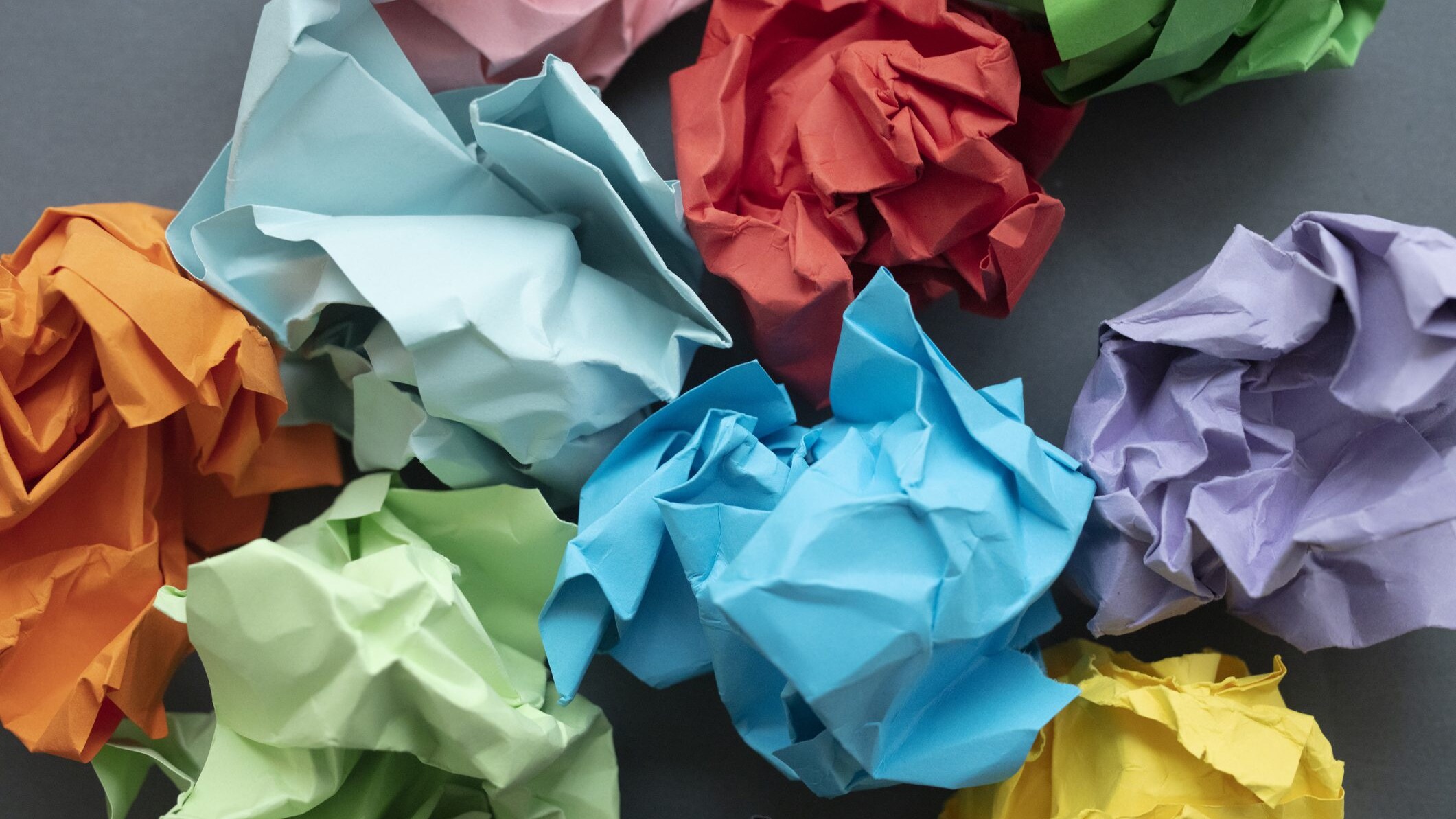 riciclo carta da regalo natalizia