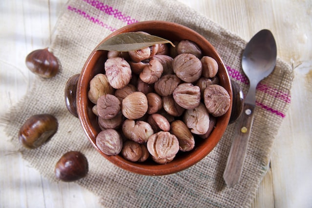 castagne-bollite-alloro