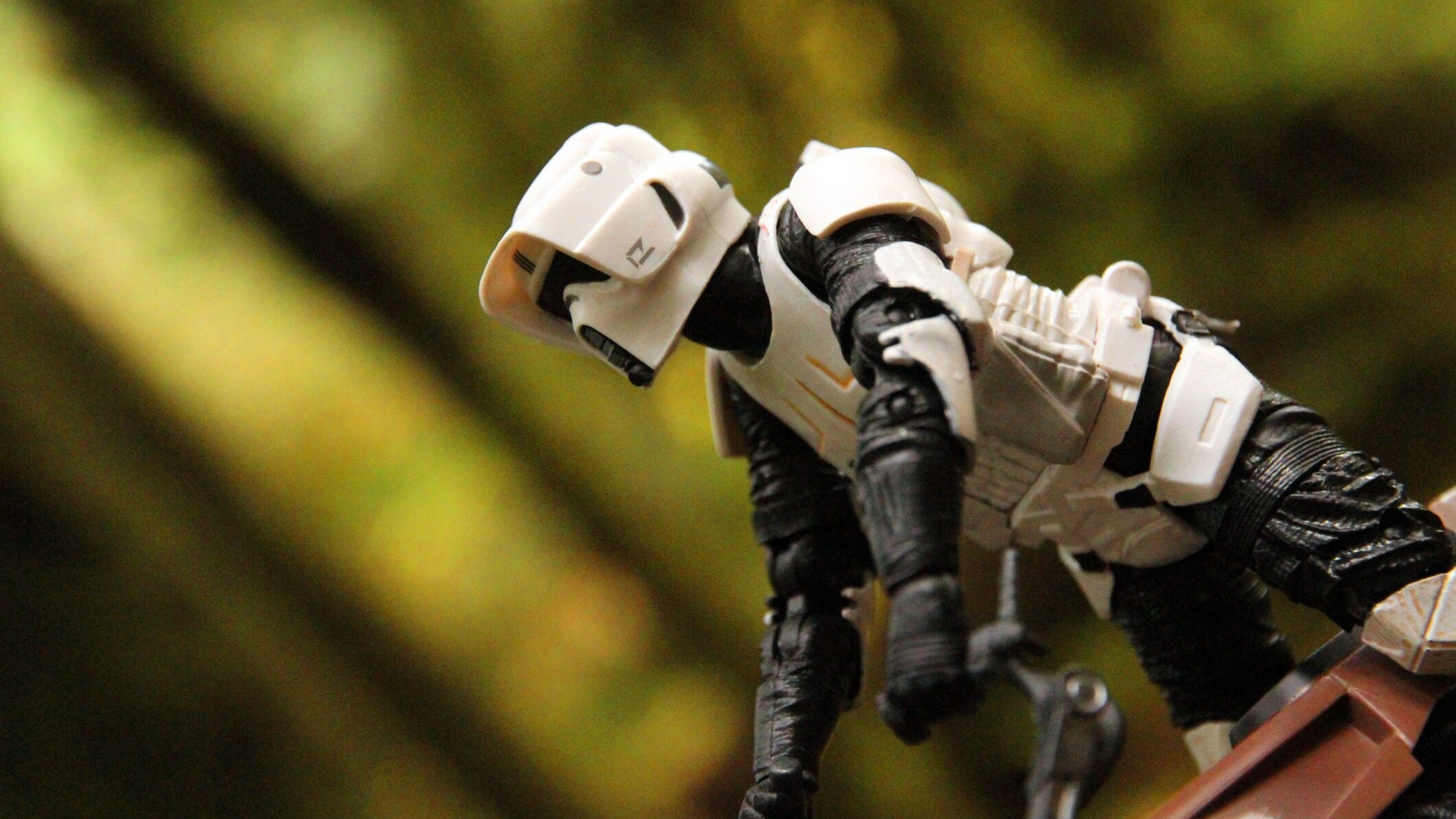 come fare casco guardia imperiale di Star Wars con il cartone