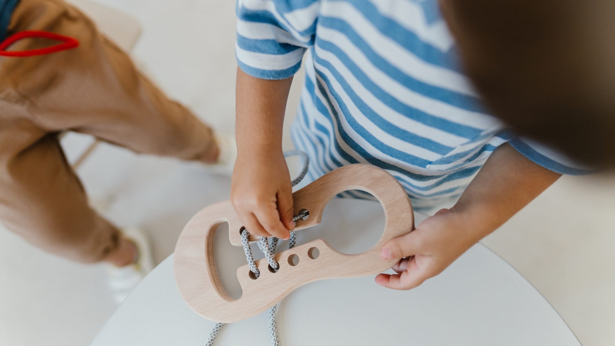 telaio allacciature montessori