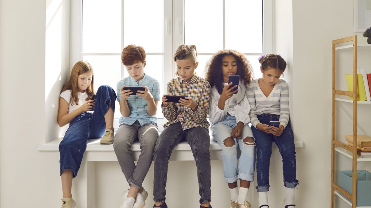 Bambini età smartphone