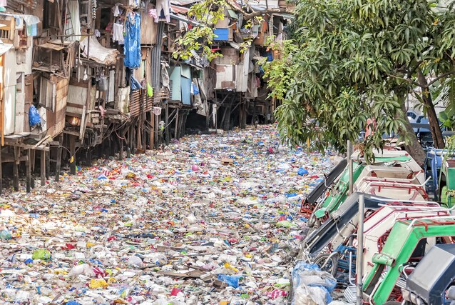 g7-inquinamento-plastica-2040-stop-produzione-politica-ambiente-sostenibilità-green-natura-produzione-plastica