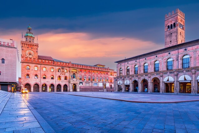 bologna-urbanew-progetti-cantieri-riqualificazione-urbana-urbanistica-landoni-assessore-città-della-conoscenza-digital-twin-linea-rossa-mobilità-riforestazione-trasporti-clima-suolo-verde