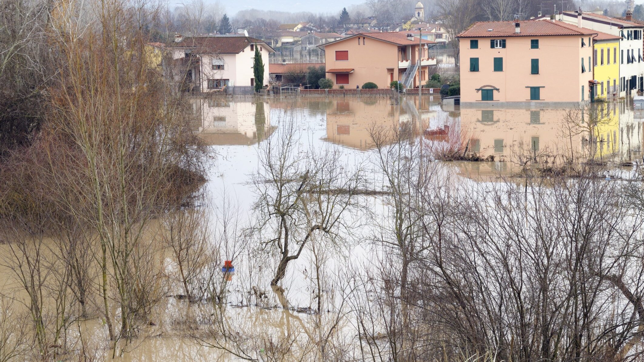 dona camera del figlio a disabile alluvionato