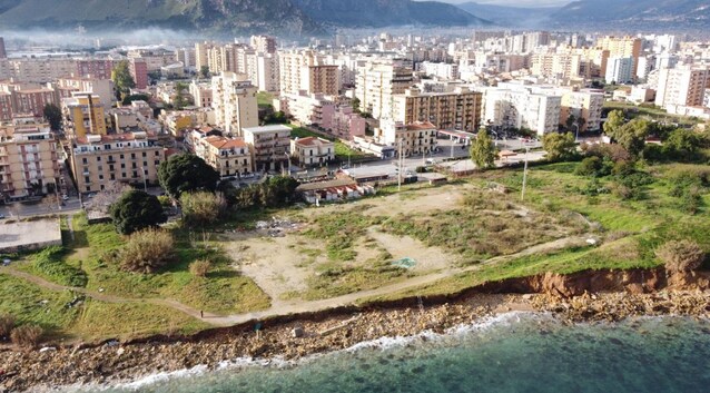 UrbaNew-palermo-2030-città-sostenibilità-ambiente-green-urbanistica-trasporti-vita-quartieri-progetti-urbani-sicilia-cantieri-rigenerazione-riqualificazione-urbana-foto-metropolitana-notizie-palermo-clima-qualità-aria-città-15-minuti-parco-waterfront-lungomare-giardini-verde