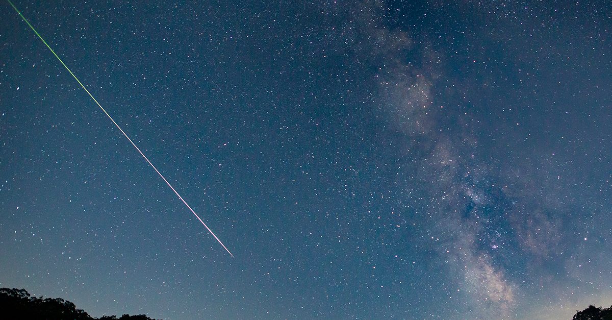 Come vedere le stelle cadenti del 26 e 27 agosto 2024? Ecco a che ora