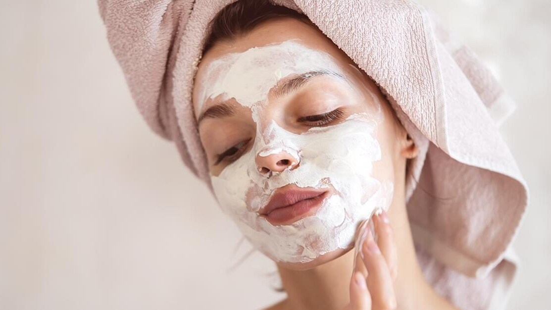 maschera pelle grassa